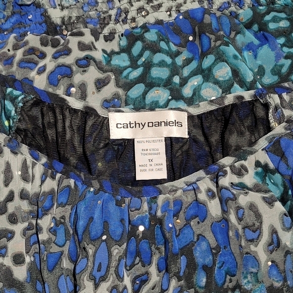 Cathy Daniels Leopard Print Womens Top with Silver Specs (1X) - Picture 7 of 9